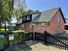 Billede af lejrskolebygningen ved Naturcenter Brokholm. Foto May Rømsgaard