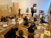 På Kunsten Elever tegner skitser efter model foto Jens Bak Rasmussen